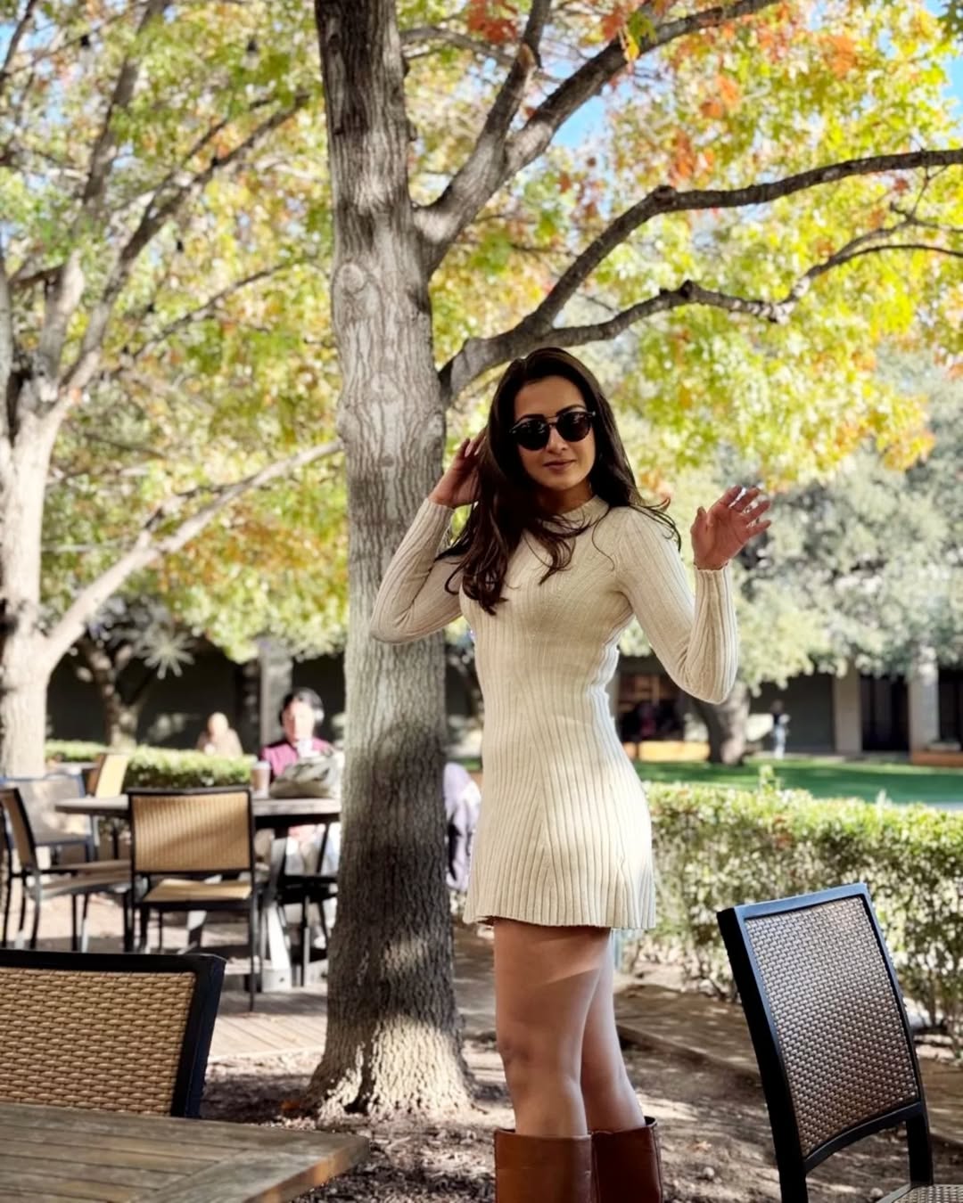 Catherine Tresa Makes a Grand Entry into 2025 with Her Fabulous Look