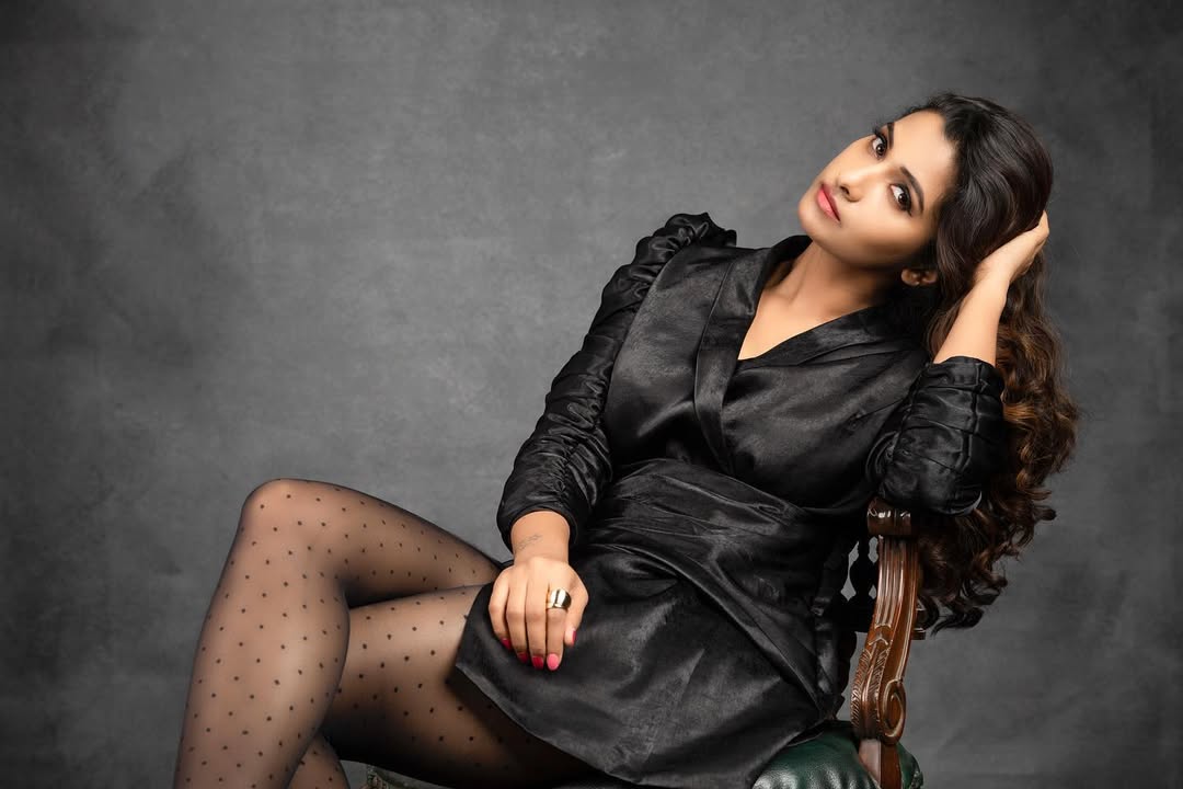 Priya Bhavani welcomes 2025, setting new fashion benchmarks