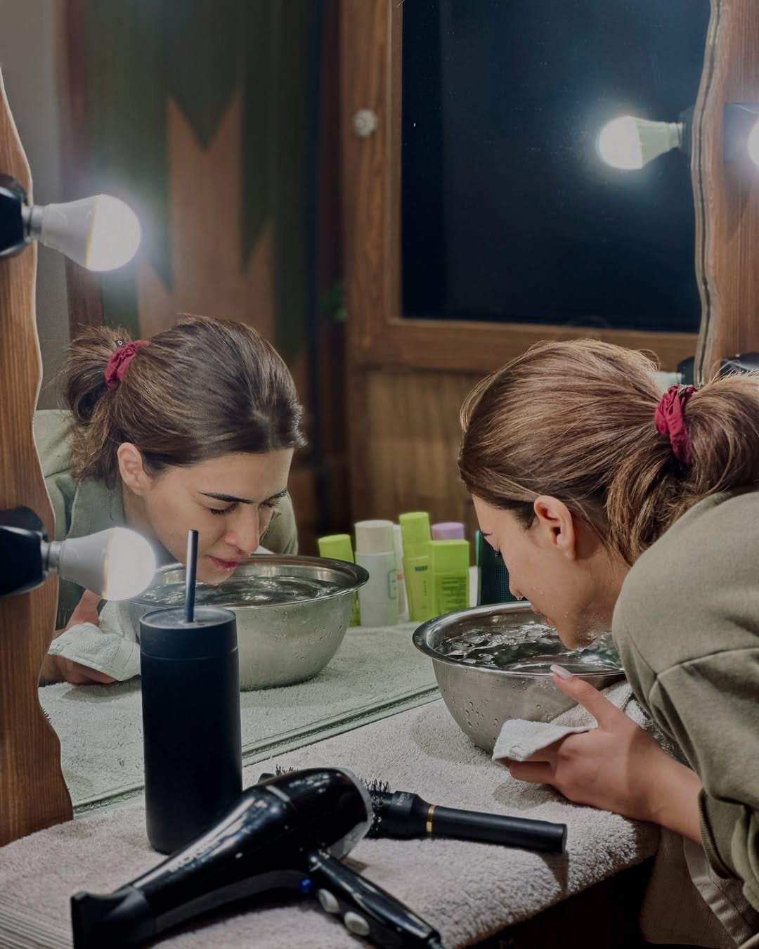 Apparently, Kriti Sanons Average Looks Are Still Better Than Our Best Apparently, Kriti Sanons Average Looks Are Still Better Than Our Best