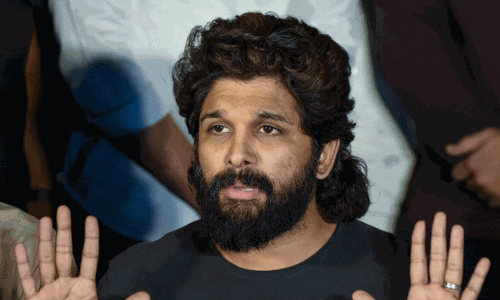 పుష్ప హాలీడే ప్లాన్‌.. పోలీసులు ఏమంటారో?