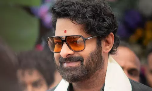 ప్రభాస్ 2025లో మూడు సినిమాలతో వస్తాడా?
