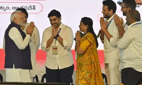 సెంటర్ ఆఫ్ అట్రాక్షన్ నారా లోకేష్ ! సెంటర్ ఆఫ్ అట్రాక్షన్ నారా లోకేష్ !