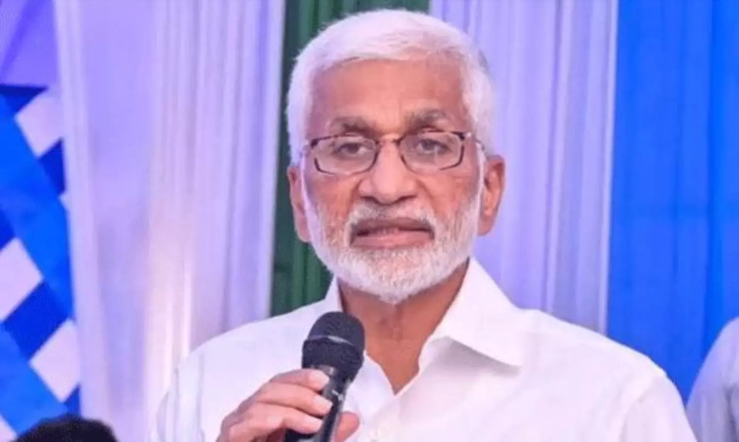 భయపడి పారిపోయిన విజయసాయి మళ్ళీ ట్వీట్ నా ?