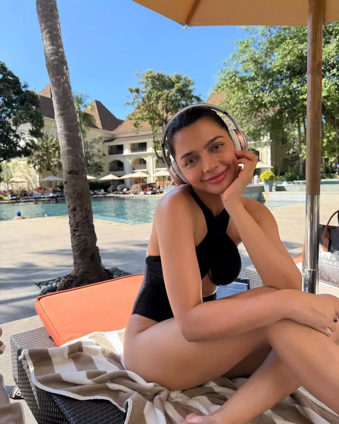 Ruhi Singh Knows How to Set the Fashion Bar High