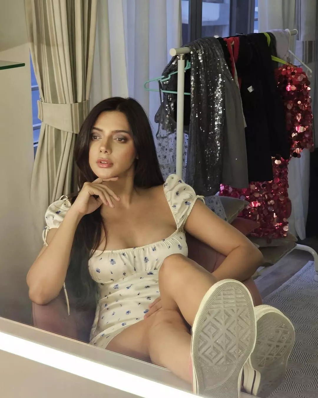 Ruhi Singh Knows How to Set the Fashion Bar High Ruhi Singh Knows How to Set the Fashion Bar High