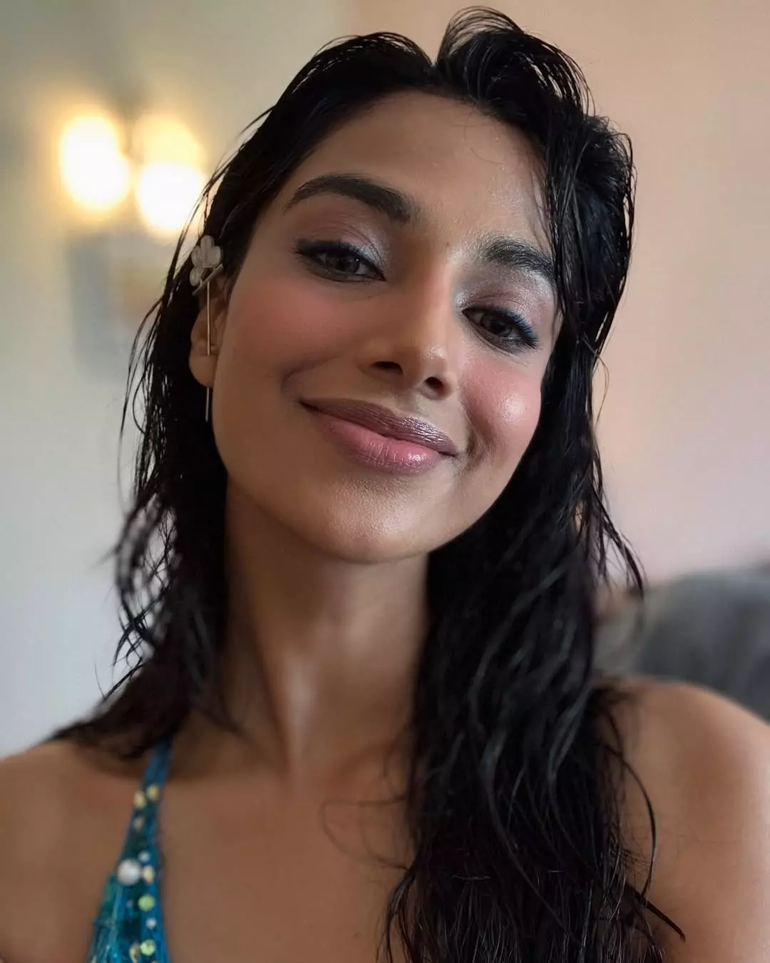 Meenakshi Chaudhary�s Looks Will Keep You Hooked for Hours Meenakshi Chaudhary�s Looks Will Keep You Hooked for Hours