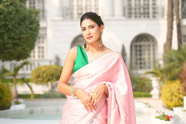 Aahana Kumra’s Sunday Style at Pool and Chill