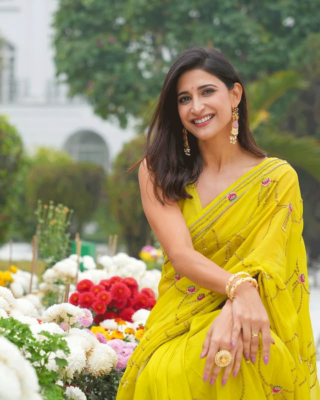 Aahana Kumra’s Sunday Style at Pool and Chill