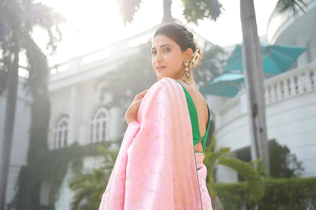 Aahana Kumra’s Sunday Style at Pool and Chill Aahana Kumra’s Sunday Style at Pool and Chill