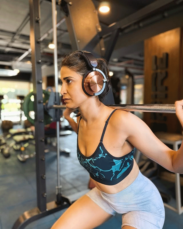 Aahana Kumra’s Sunday Style at Pool and Chill Aahana Kumra’s Sunday Style at Pool and Chill