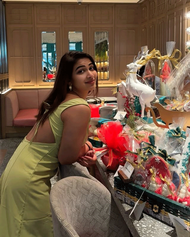 Inaya Sultana�s Style Is Simply Out of This World Inaya Sultana�s Style Is Simply Out of This World