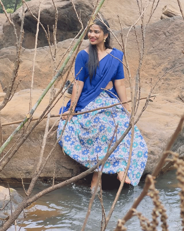 Inaya Sultana�s Style Is Simply Out of This World Inaya Sultana�s Style Is Simply Out of This World