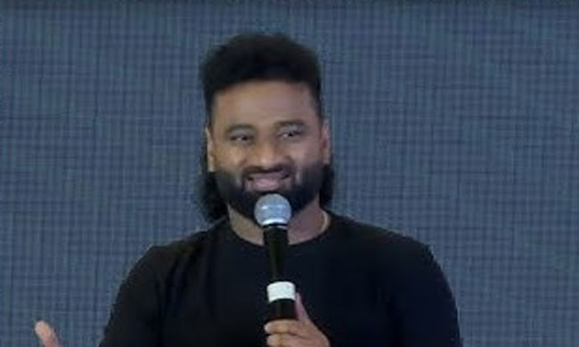 సాయి ప‌ల్ల‌వి క‌ళ్ల‌లో ఏదో ఉంది: దేవీ శ్రీ ప్ర‌సాద్ | Devi Sri Prasad ...