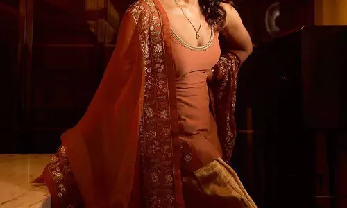 Priyanka Chopra once again nails ethnic look