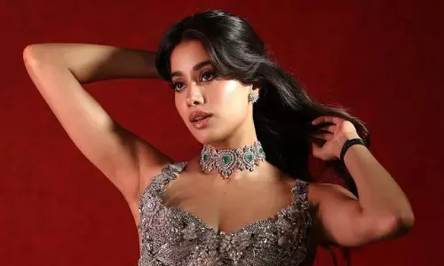 ఫోటో స్టోరి: జూ. అతిలోక సుంద‌రి స‌మ్మోహ‌నం