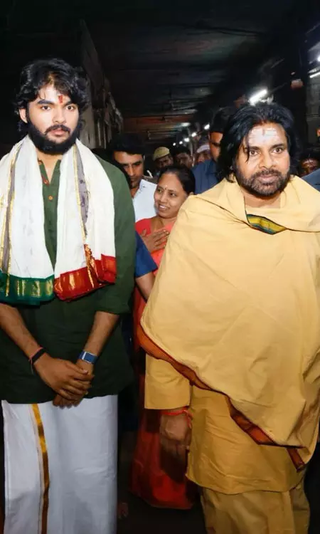 Pawan Kalyan And Akira Nandan Visits Adi Kumbeswarar Temple