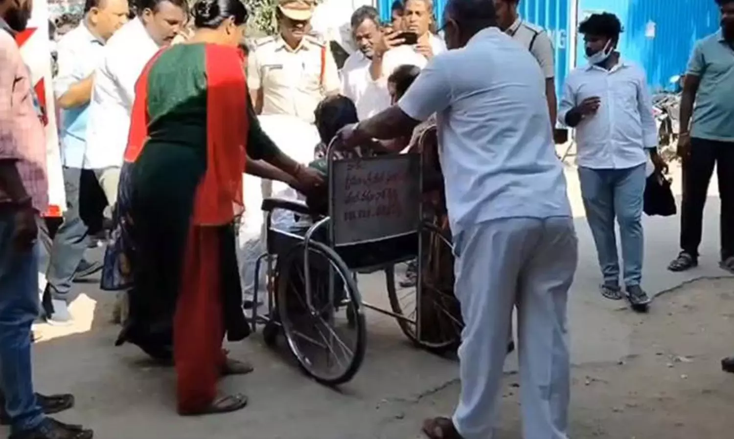 అన్నమయ్య జిల్లాలో దారుణం.. రెచ్చిపోయిన ప్రేమోన్మాది