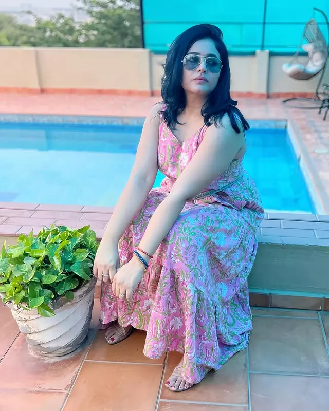 Timeless Beauty and Talent: Poonam Bajwas Captivating Photos Timeless Beauty and Talent: Poonam Bajwas Captivating Photos