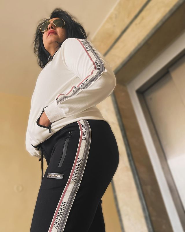 Timeless Beauty and Talent: Poonam Bajwas Captivating Photos Timeless Beauty and Talent: Poonam Bajwas Captivating Photos