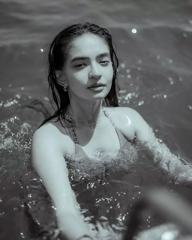 Anushka Sens Blissful Vacation in Zanzibar