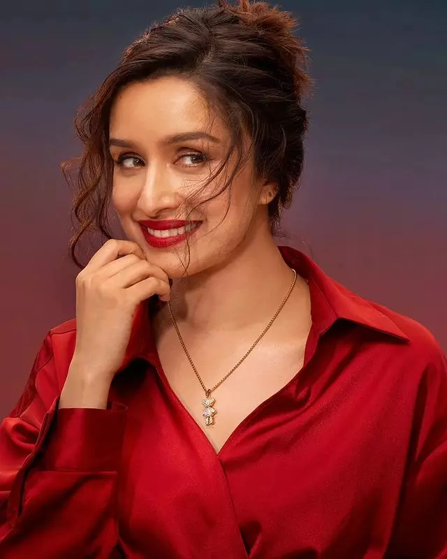 Shraddha Kapoors Stunning Black Dress Moment