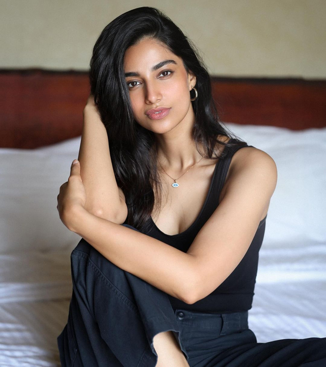 Meenakshi Chaudhary Makes Instagram Feel Like A Personal Runway Show Meenakshi Chaudhary Makes Instagram Feel Like A Personal Runway Show