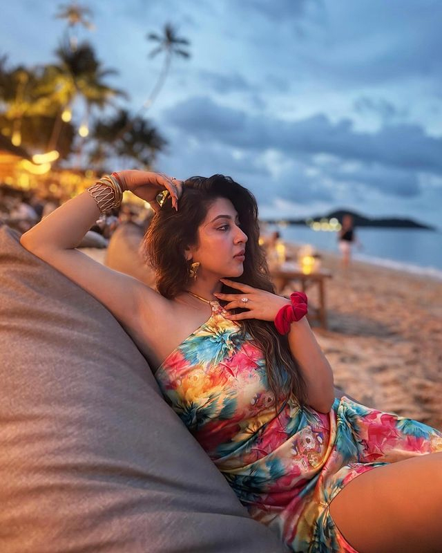 Sonarika Bhadorias Bold and Beautiful Fashion Moments Sonarika Bhadorias Bold and Beautiful Fashion Moments
