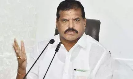 మూడు రాజధానుల మీద బొత్స సంచలన వ్యాఖ్యలు