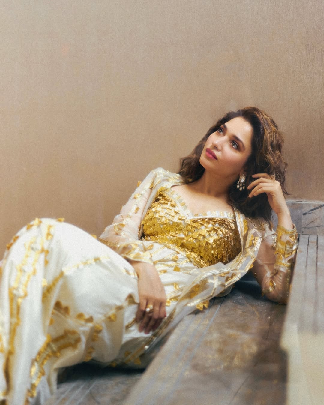 Tamanna Bhatia’s classy black dress look sets fashion goals Tamanna Bhatia’s classy black dress look sets fashion goals