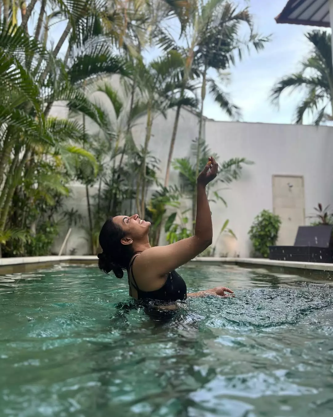 Hari Teja Aces the Fashion Game in Saree Hari Teja Aces the Fashion Game in Saree