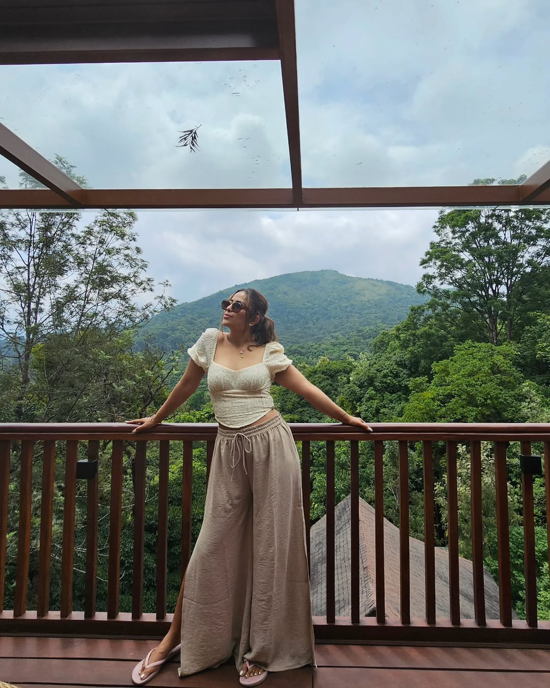 Avika Gor�s Stunning Style & Fashion Trendsetter Avika Gor�s Stunning Style & Fashion Trendsetter