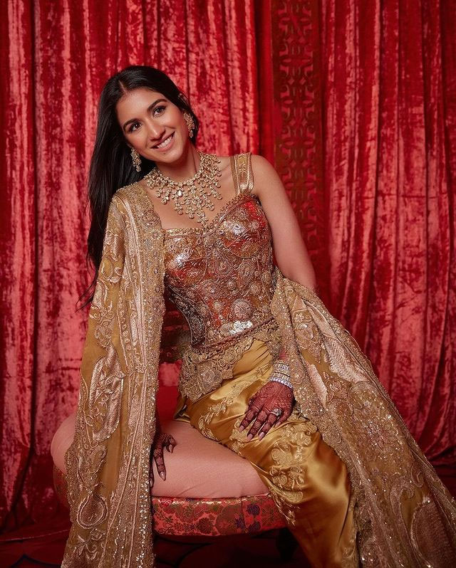 One Year to Radhika’s Hastakshar Ceremony; A Fashion Statement to Remember One Year to Radhika’s Hastakshar Ceremony; A Fashion Statement to Remember
