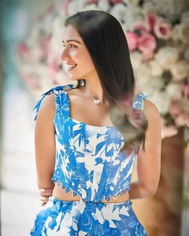 One Year to Radhika’s Hastakshar Ceremony; A Fashion Statement to Remember One Year to Radhika’s Hastakshar Ceremony; A Fashion Statement to Remember