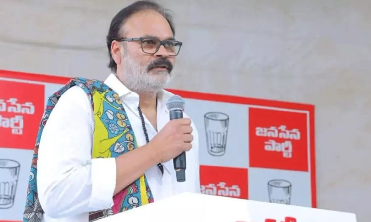 ఎమ్మెల్సీ లాంచనం...నాగబాబు వాట్ నెక్స్ట్ ? ఎమ్మెల్సీ లాంచనం...నాగబాబు వాట్ నెక్స్ట్ ?