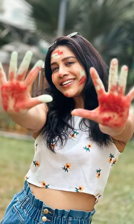 Holi 2025 Celebrations Photos Set -2