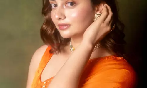 Kathy Davison�s Iconic Fashion