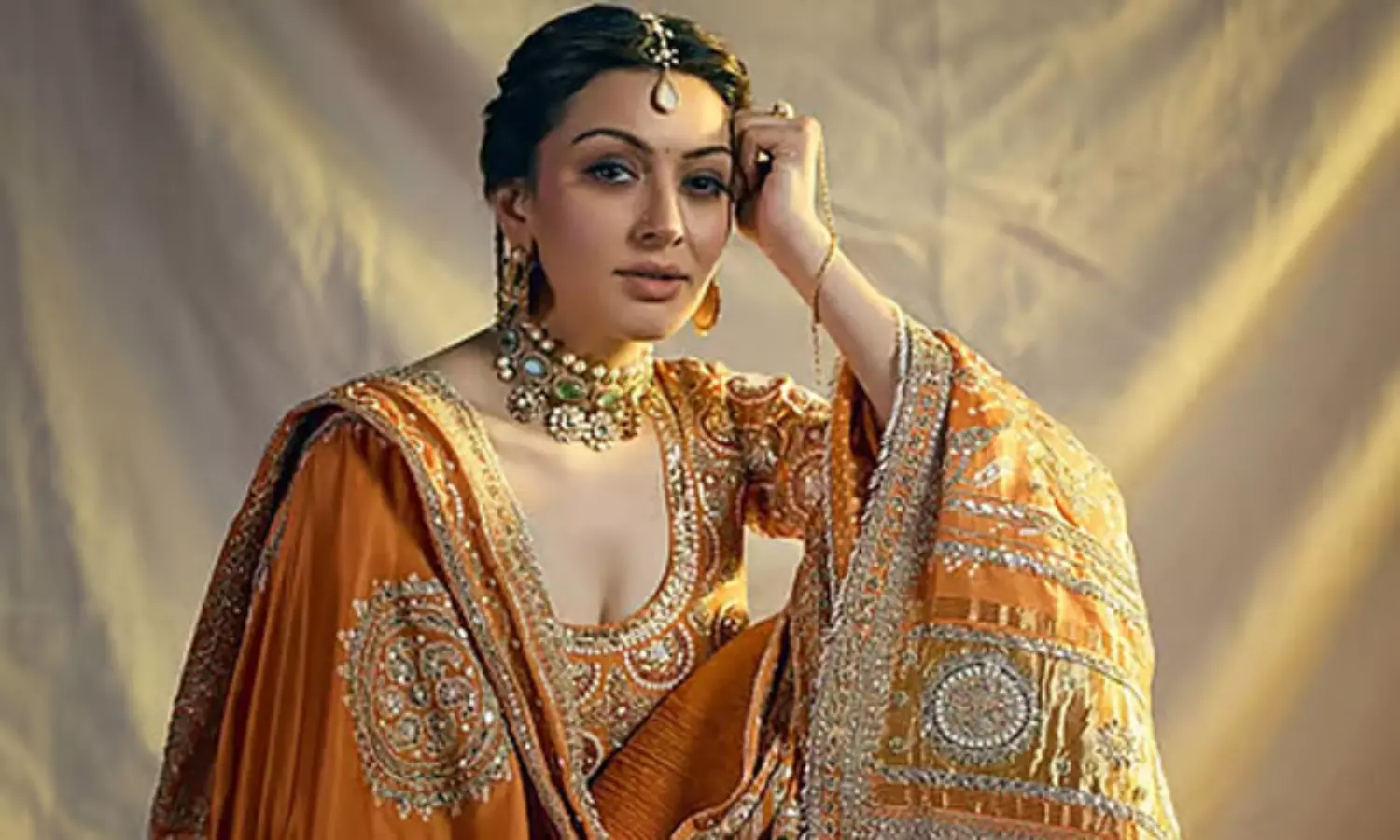 హన్సికపై 498-A కేసు.. చివరికిలా! హన్సికపై 498-A కేసు.. చివరికిలా!