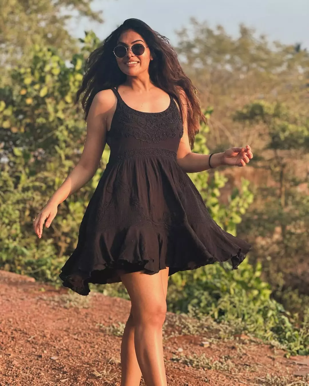Divi Vadthya�s Style Choices That Keep Fans Hooked Divi Vadthya�s Style Choices That Keep Fans Hooked