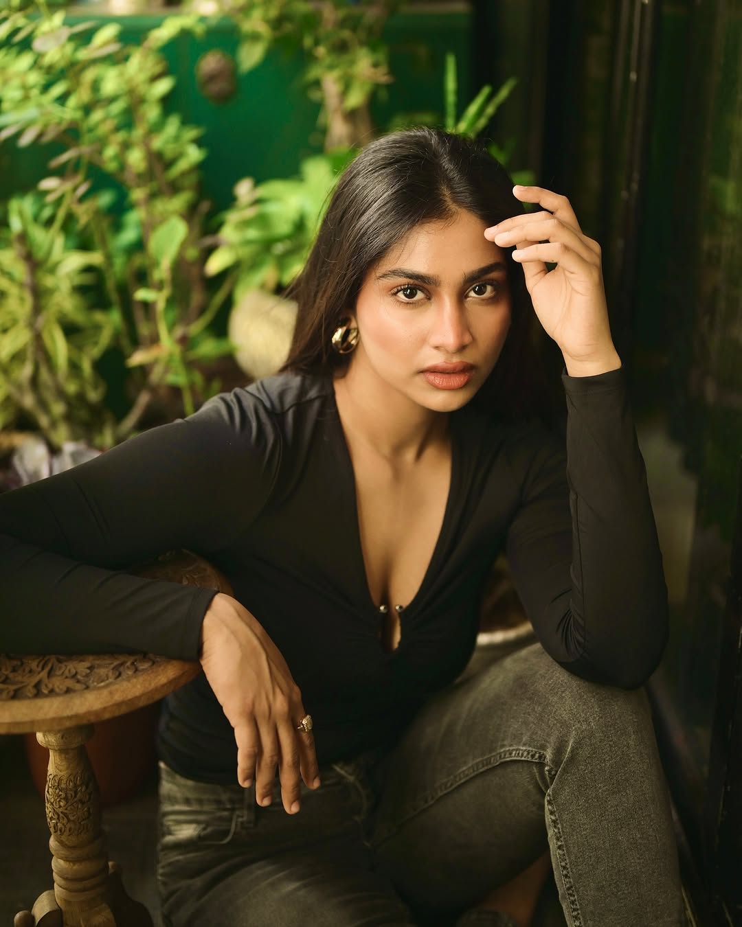 Shivani Narayanan Thicks The Right Box Shivani Narayanan Thicks The Right Box