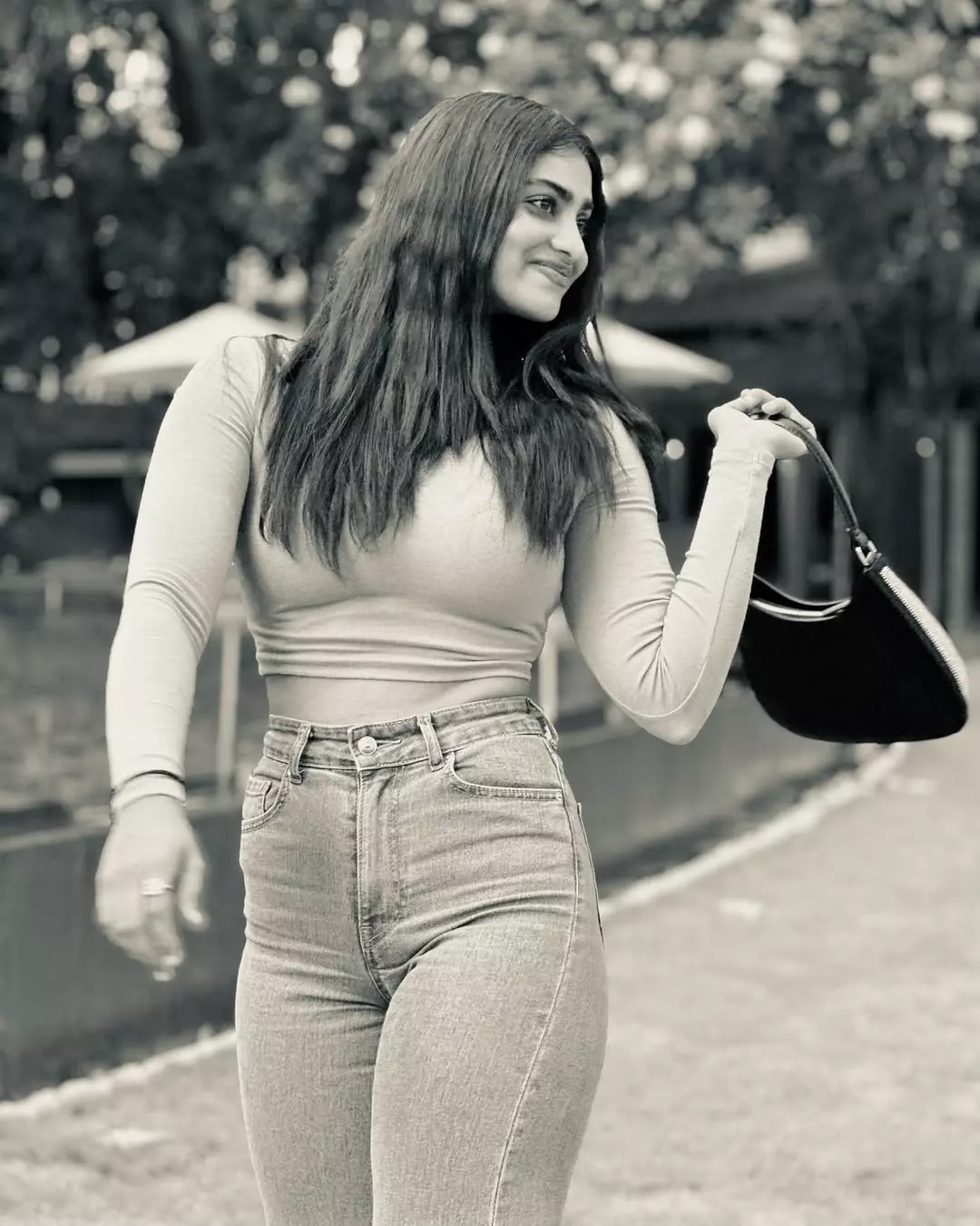 Shivani Narayanan Thicks The Right Box