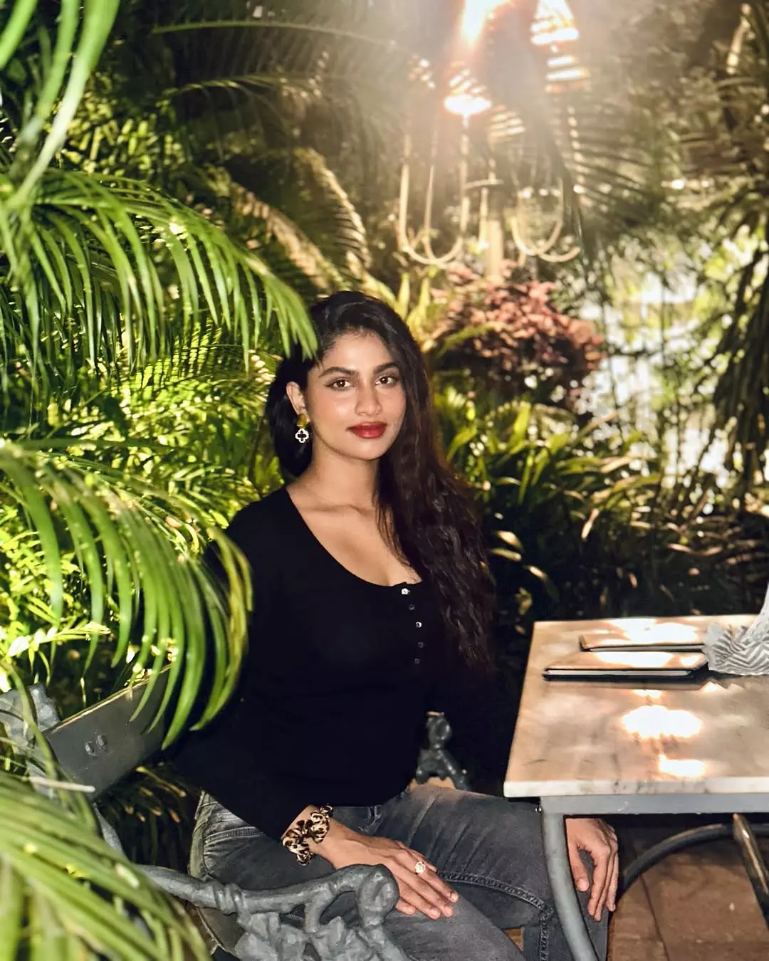 Shivani Narayanan Thicks The Right Box