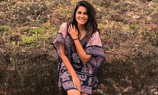 Tollywood Actress Divi Vadthya