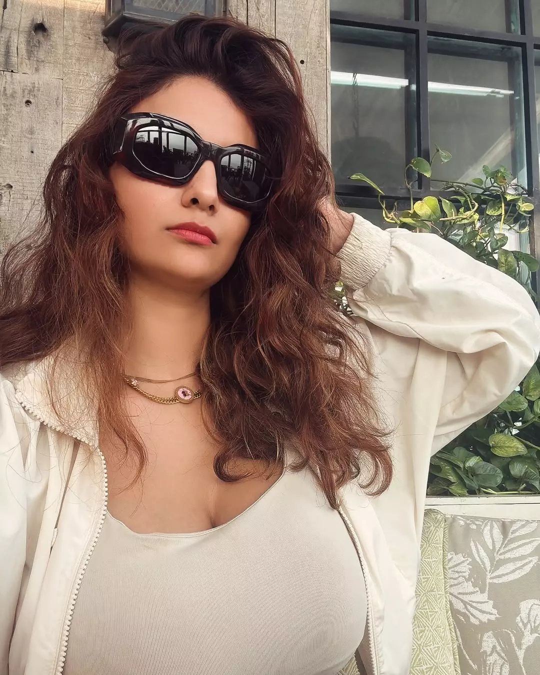 Anveshi Jain�s Classy Fashion Statement Anveshi Jain�s Classy Fashion Statement