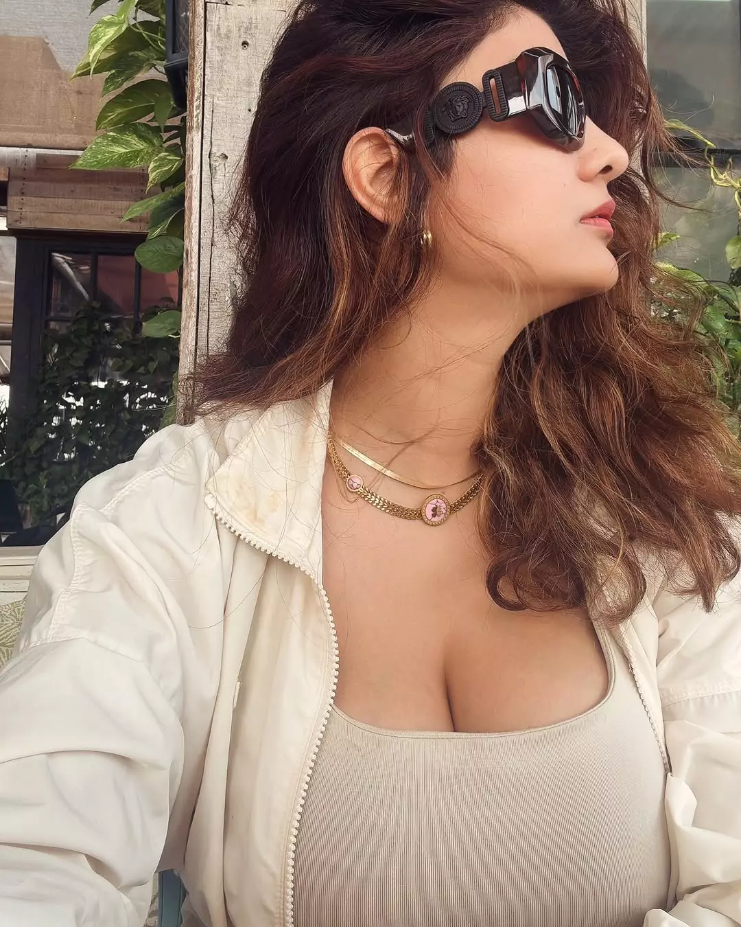 Anveshi Jain�s Classy Fashion Statement Anveshi Jain�s Classy Fashion Statement