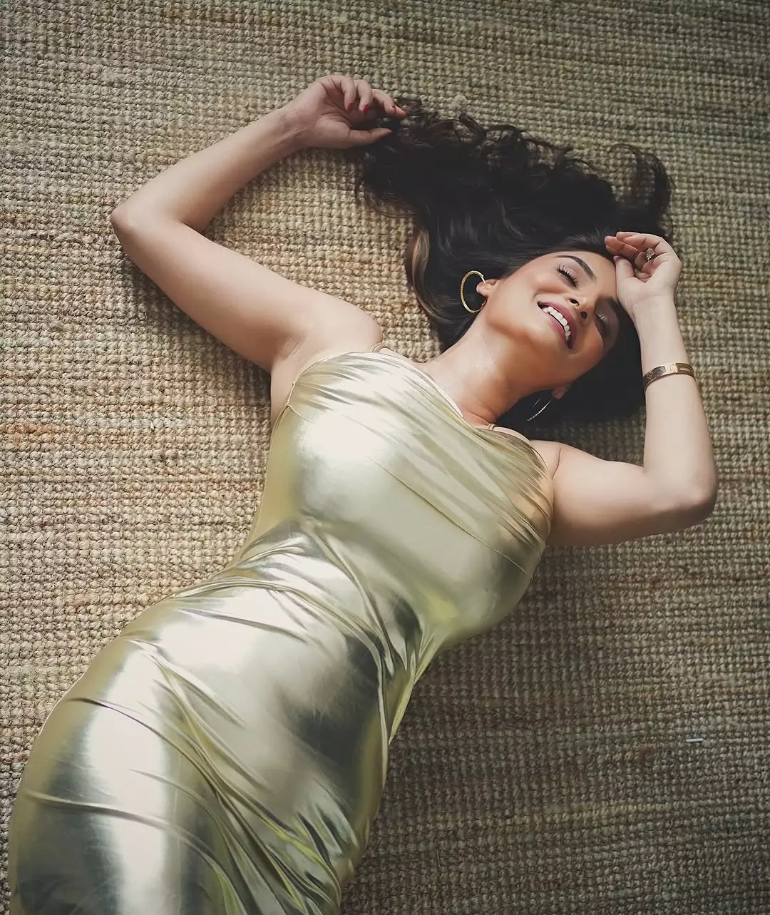 Anveshi Jain�s Classy Fashion Statement Anveshi Jain�s Classy Fashion Statement