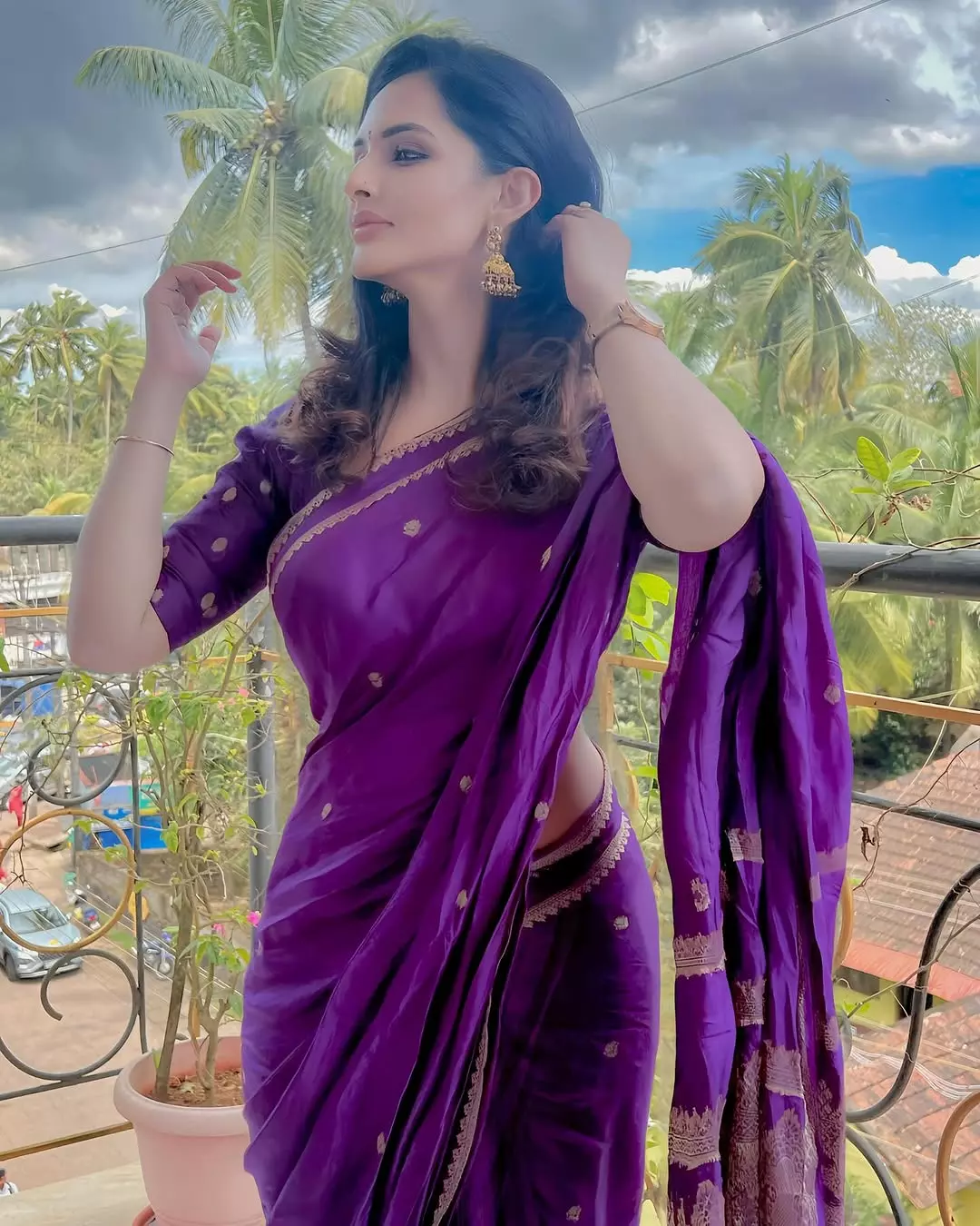 Jyoti Poorvaj’s Chic Ethnic Look Jyoti Poorvaj’s Chic Ethnic Look