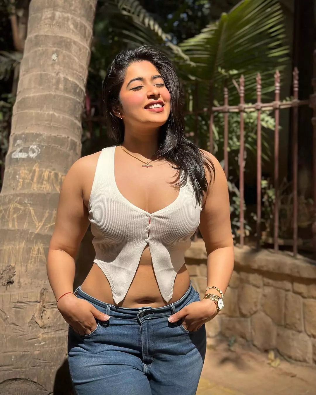 Nikita Sharma Slays the Mirror Selfie Nikita Sharma Slays the Mirror Selfie