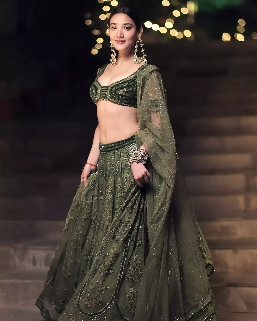 Medha Shankr’s Bold & Beautiful Power Pose