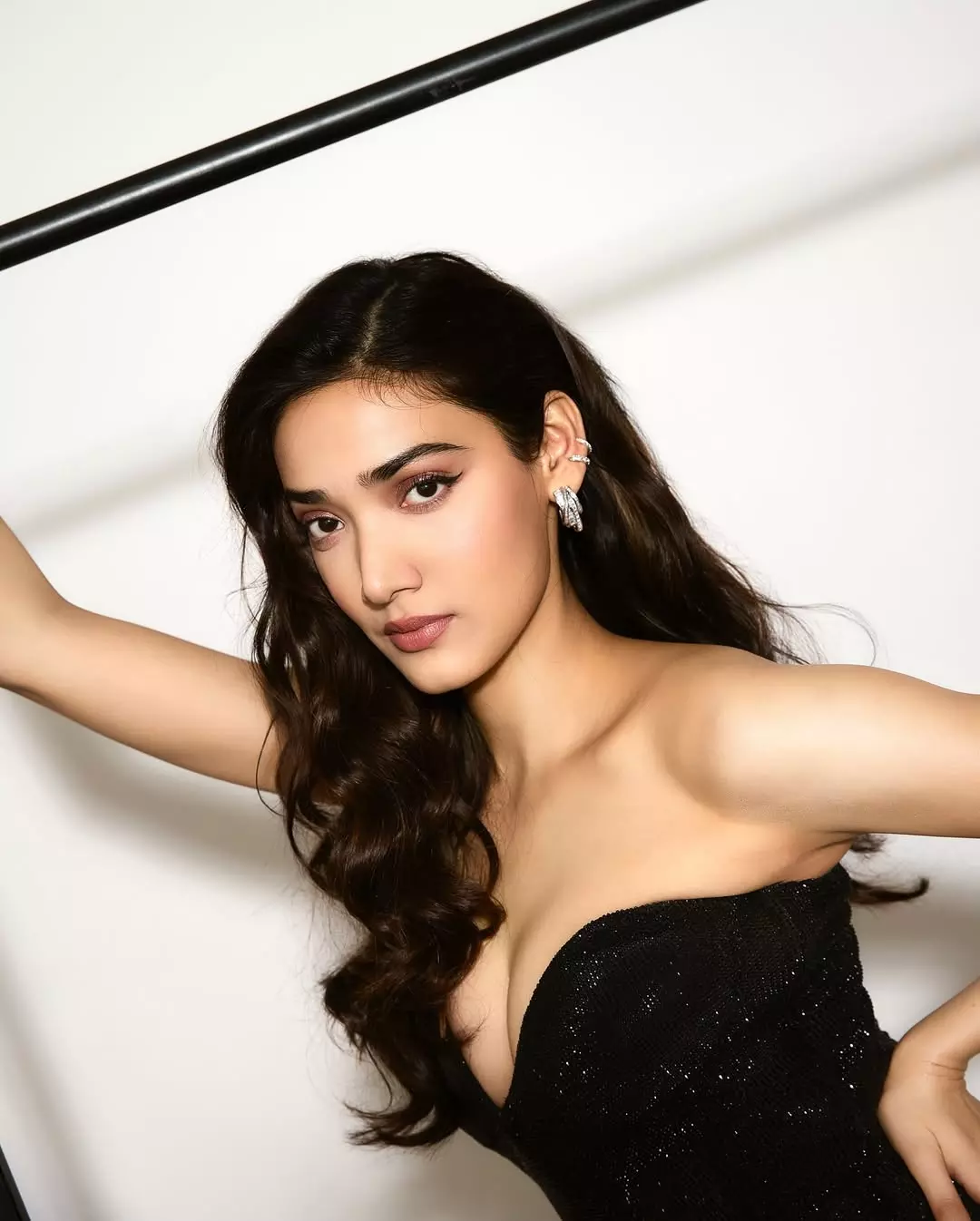 Medha Shankr’s Bold & Beautiful Power Pose