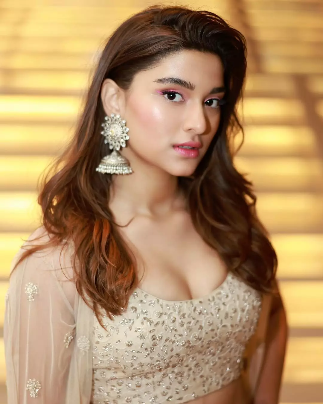 Saiee Manjrekar�s Stunning Glam Look